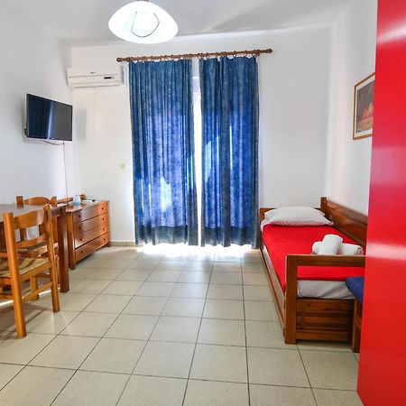 פורטו הלי Epavlis Apartments מראה חיצוני תמונה