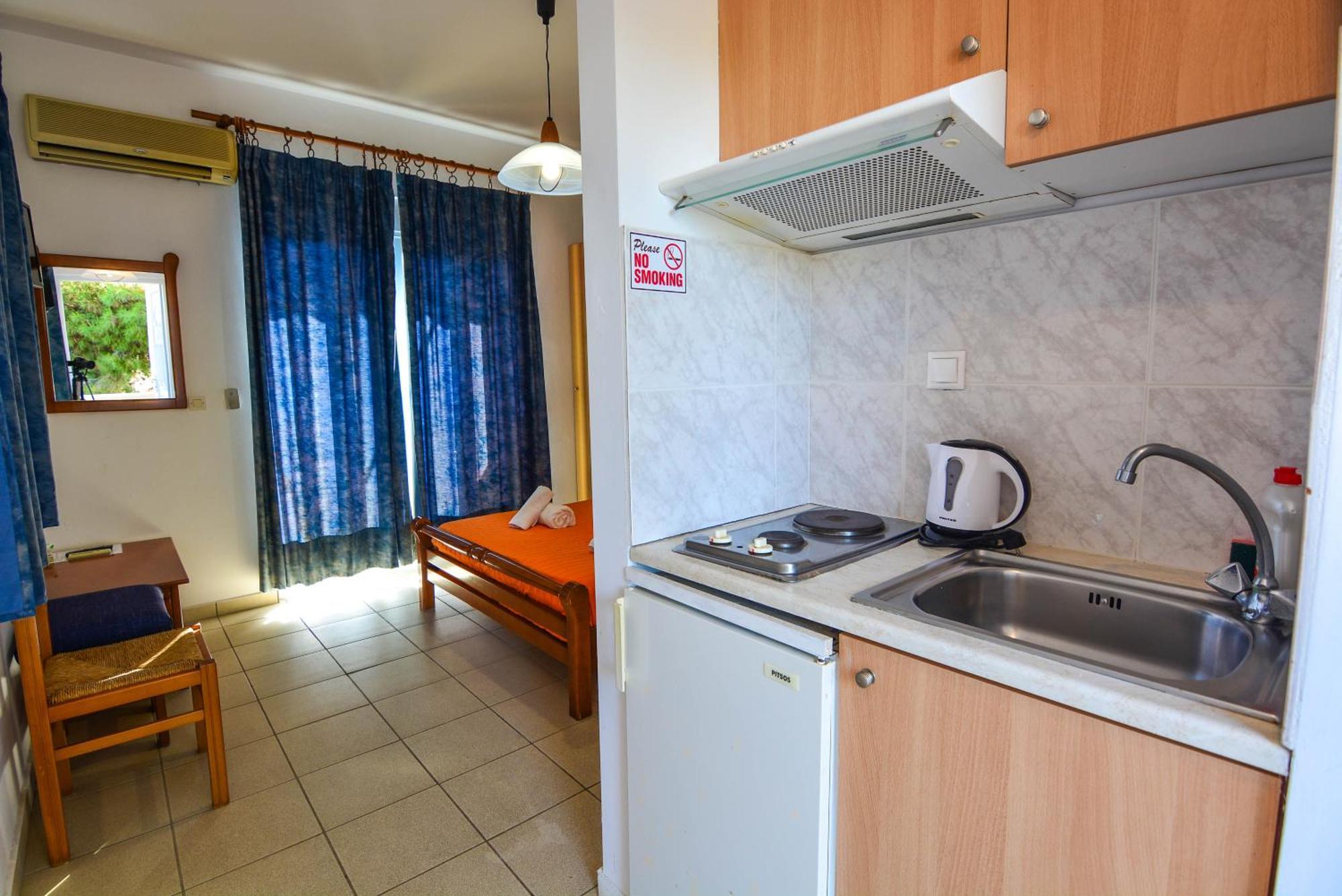 פורטו הלי Epavlis Apartments מראה חיצוני תמונה