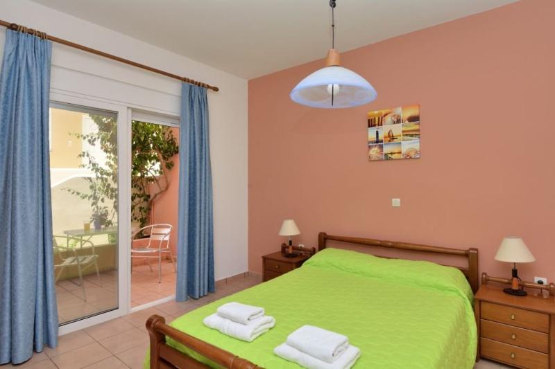 פורטו הלי Epavlis Apartments מראה חיצוני תמונה